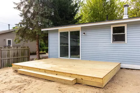 Exterior - 5106 Taft, Algonac, MI 48001 photo 6 of 11