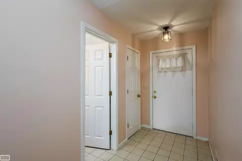 31700 Schoolcraft, Fraser, MI 48026 photo 8