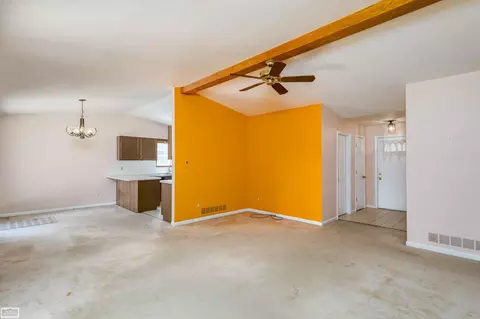 31700 Schoolcraft, Fraser, MI 48026 photo 11