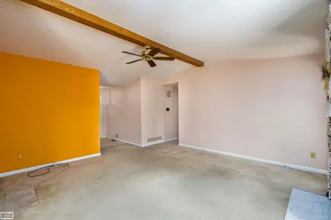 31700 Schoolcraft, Fraser, MI 48026 photo 10