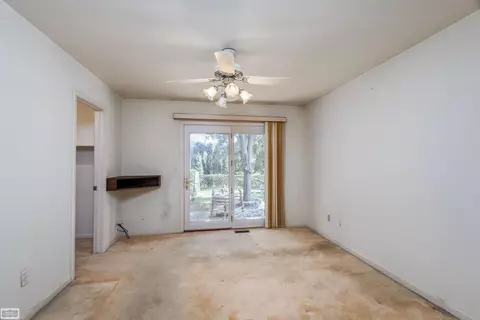 31700 Schoolcraft, Fraser, MI 48026 photo 18