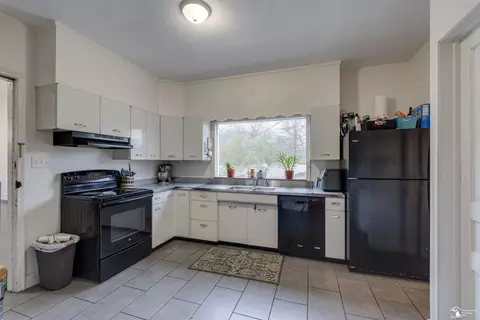 419 N Monroe, Monroe, MI 48162 photo 10