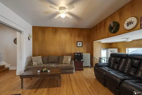 419 N Monroe, Monroe, MI 48162 photo 4