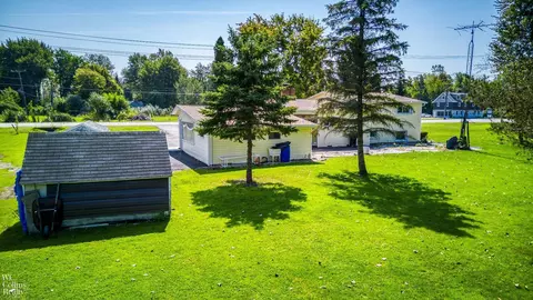 4794 Gratiot, Saint Clair, MI 48079 photo 31