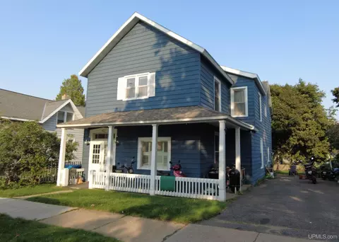 412 High, Marquette, MI 49855