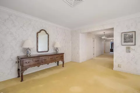 Entry Way - 382 Provencal, Grosse Pointe Farms, MI 48236 photo 8 of 10