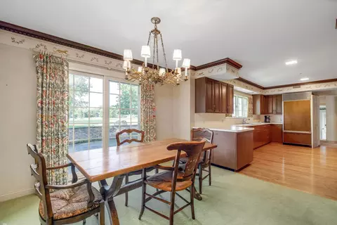 Dining - 382 Provencal, Grosse Pointe Farms, MI 48236 photo 3 of 3