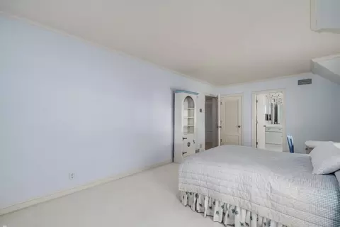 Bedroom - 382 Provencal, Grosse Pointe Farms, MI 48236 photo 10 of 10