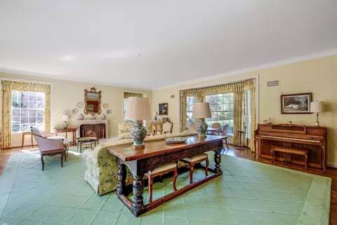 Living - 382 Provencal, Grosse Pointe Farms, MI 48236 photo 1 of 6