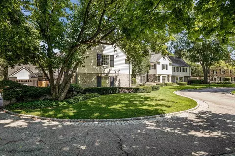 Exterior - 382 Provencal, Grosse Pointe Farms, MI 48236 photo 8 of 16
