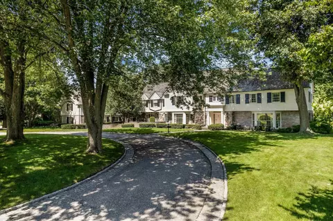 Exterior - 382 Provencal, Grosse Pointe Farms, MI 48236 photo 5 of 16