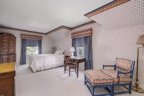 Bedroom - 382 Provencal, Grosse Pointe Farms, MI 48236 photo 6 of 10