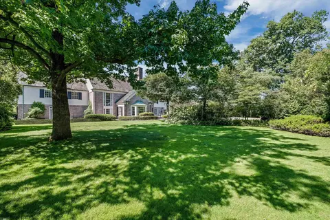 Exterior - 382 Provencal, Grosse Pointe Farms, MI 48236 photo 14 of 16