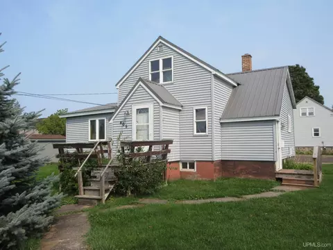 405 Kuivinen, Wakefield, MI 49968