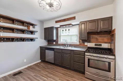 328 Crystal Spg, Adrian, MI 49221 photo 16