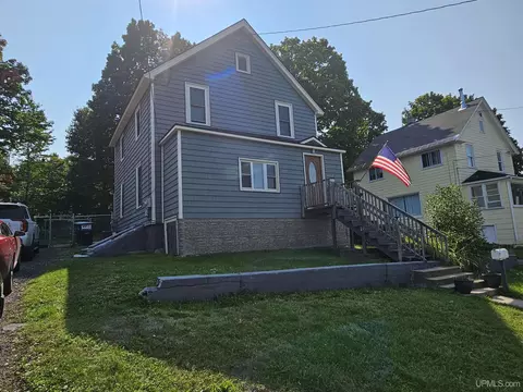 311 W Edwards, Houghton, MI 49931