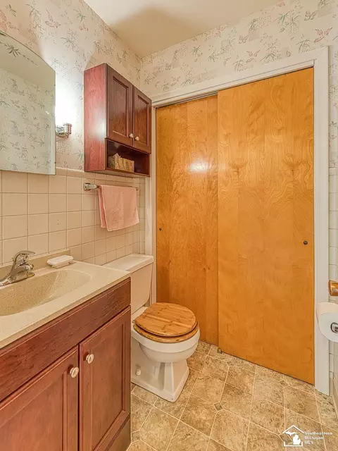 1011 Wolverine, Monroe, MI 48161 photo 15