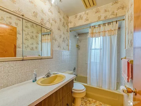 1011 Wolverine, Monroe, MI 48161 photo 18