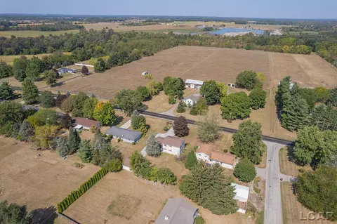 2571 Gady, Adrian, MI 49221 photo 42