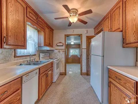 1540 N Macomb, Monroe, MI 48162 photo 5