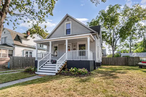 513 S Wenona, Bay City, MI 48706