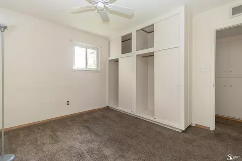 Bedroom - 7581 Monroe, Taylor, MI 48180 photo 4 of 5