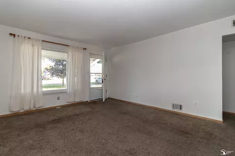 Living - 7581 Monroe, Taylor, MI 48180 photo 1 of 6