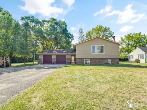 282 E Walnut, Petersburg, MI 49270