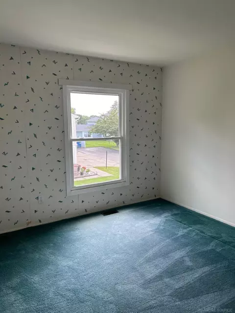 Bedroom - 1027 S Dayton, Davison, MI 48423 photo 3 of 4