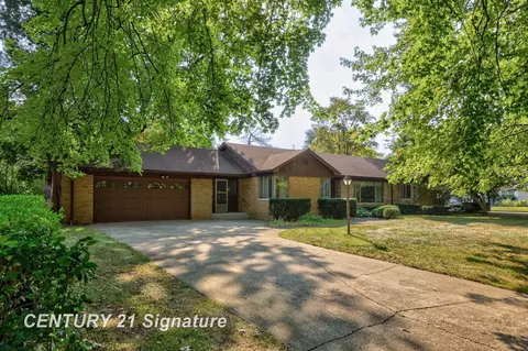 1802 Avalon, Saginaw, MI 48638