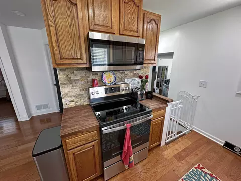 Kitchen - 11011 Bell, Burt, MI 48417 photo 2 of 3