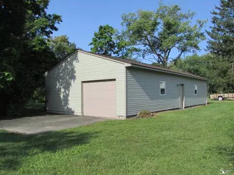 Exterior - 9659 Townsend, Maybee, MI 48159 photo 4 of 24
