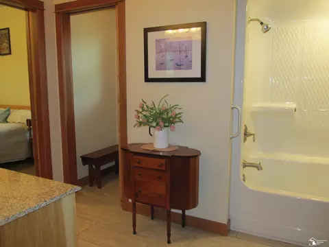 Bath - 9659 Townsend, Maybee, MI 48159 photo 2 of 6