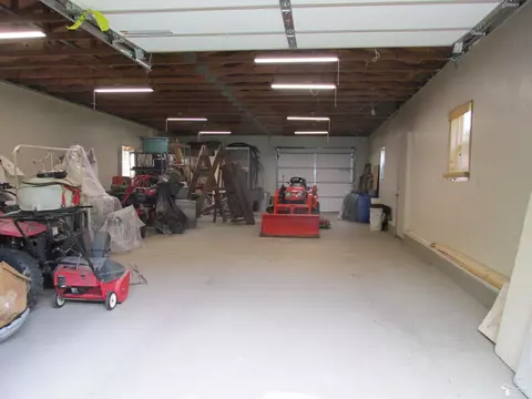 Exterior - 9659 Townsend, Maybee, MI 48159 photo 5 of 24