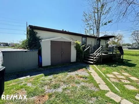 5218 Pointe Tremble, Algonac, MI 48001 photo 2