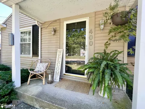 Exterior - 400 Coutant, Flushing, MI 48433 photo 2 of 12