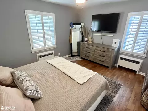 Bedroom - 400 Coutant, Flushing, MI 48433 photo 2 of 7