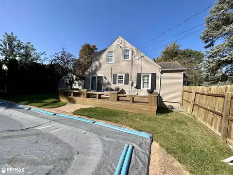 Exterior - 400 Coutant, Flushing, MI 48433 photo 9 of 12