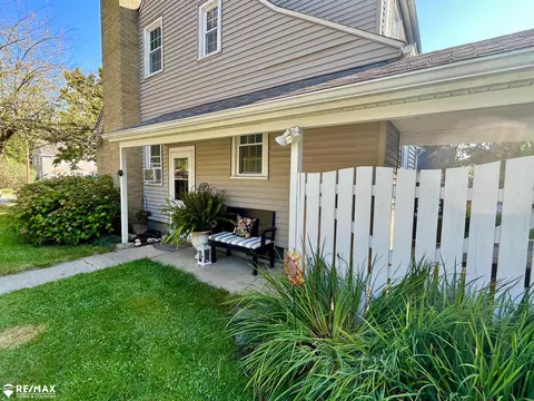 Exterior - 400 Coutant, Flushing, MI 48433 photo 8 of 12