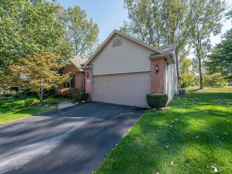 1581 Saint Andrews, Temperance, MI 48182