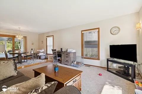 Living - 551 Juniper, Davison, MI 48423 photo 1 of 1