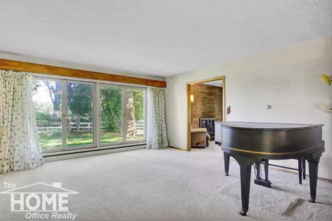 Living - 8102 Britton, Perry, MI 48872 photo 3 of 4