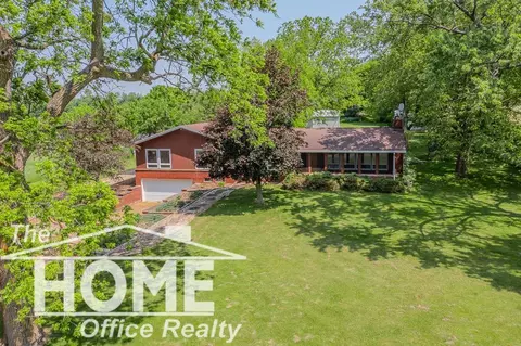 8102 Britton, Perry, MI 48872
