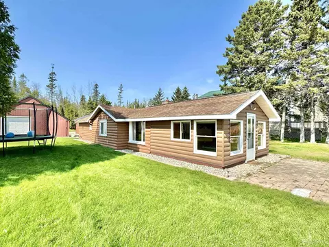 9366 2425, Gladstone, MI 49837