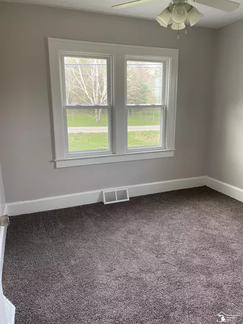 45 E Substation, Temperance, MI 48182 photo 5
