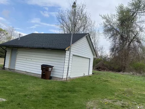 45 E Substation, Temperance, MI 48182 photo 8
