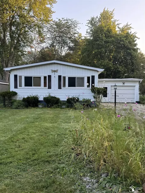 113 12 Sherman, Blissfield, MI 49228