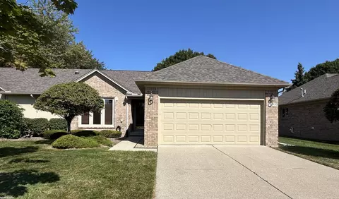 17103 Saddleworth, Clinton Township, MI 48038