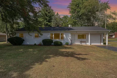 4995 Baker, Bridgeport, MI 48722
