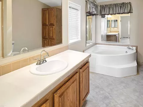 Bath - 1764 Maple, Hazel Park, MI 48030 photo 1 of 2
